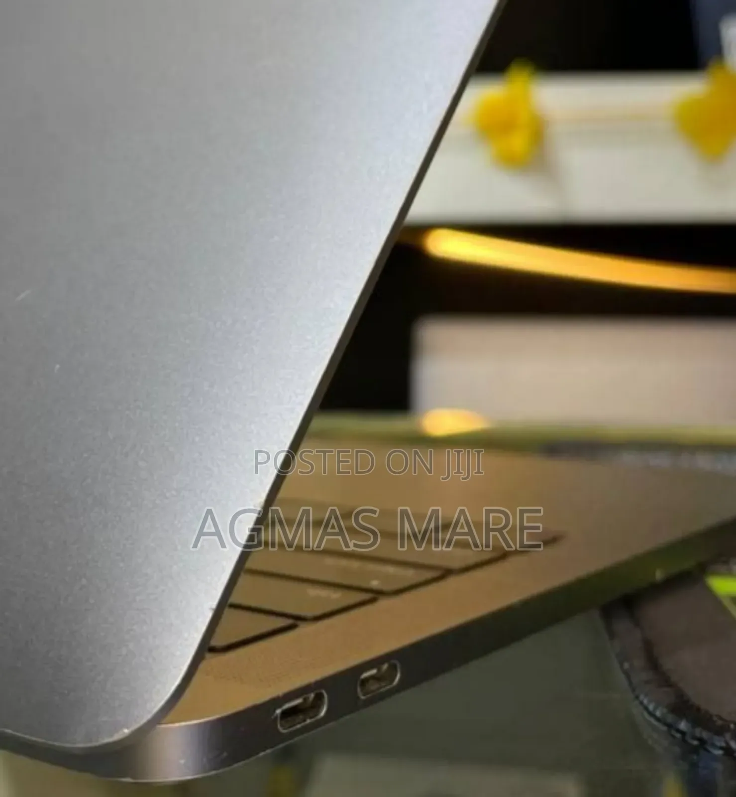 New Laptop Apple MacBook Pro 2017 8GB Intel Core I5 SSD 128GB