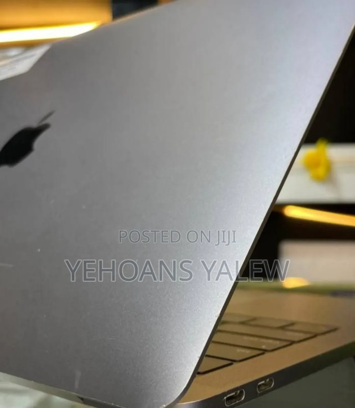 New Laptop Apple MacBook Pro 2017 8GB Intel Core I5 SSD 128GB