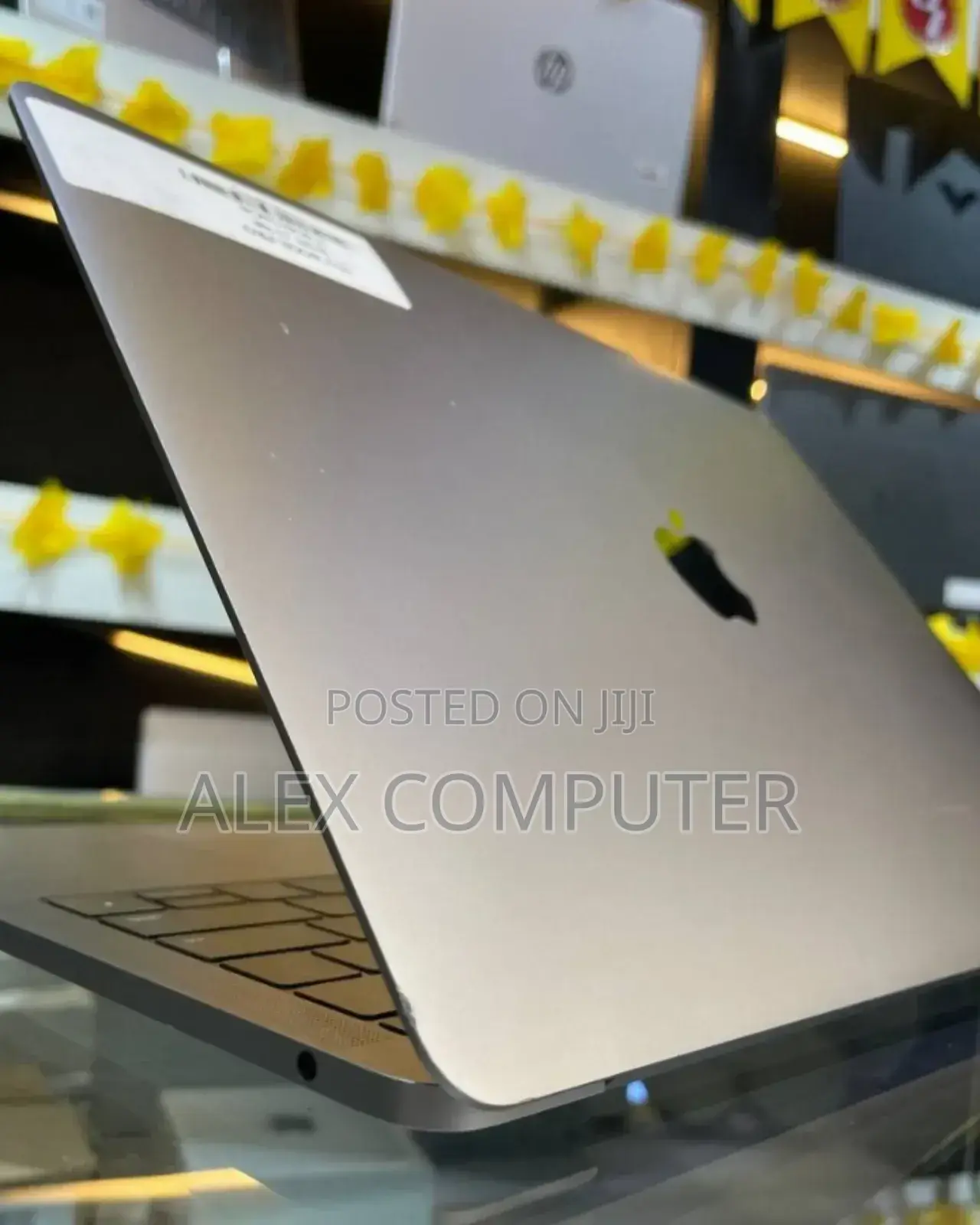 New Laptop Apple MacBook Pro 2017 8GB Intel Core I5 SSD 128GB