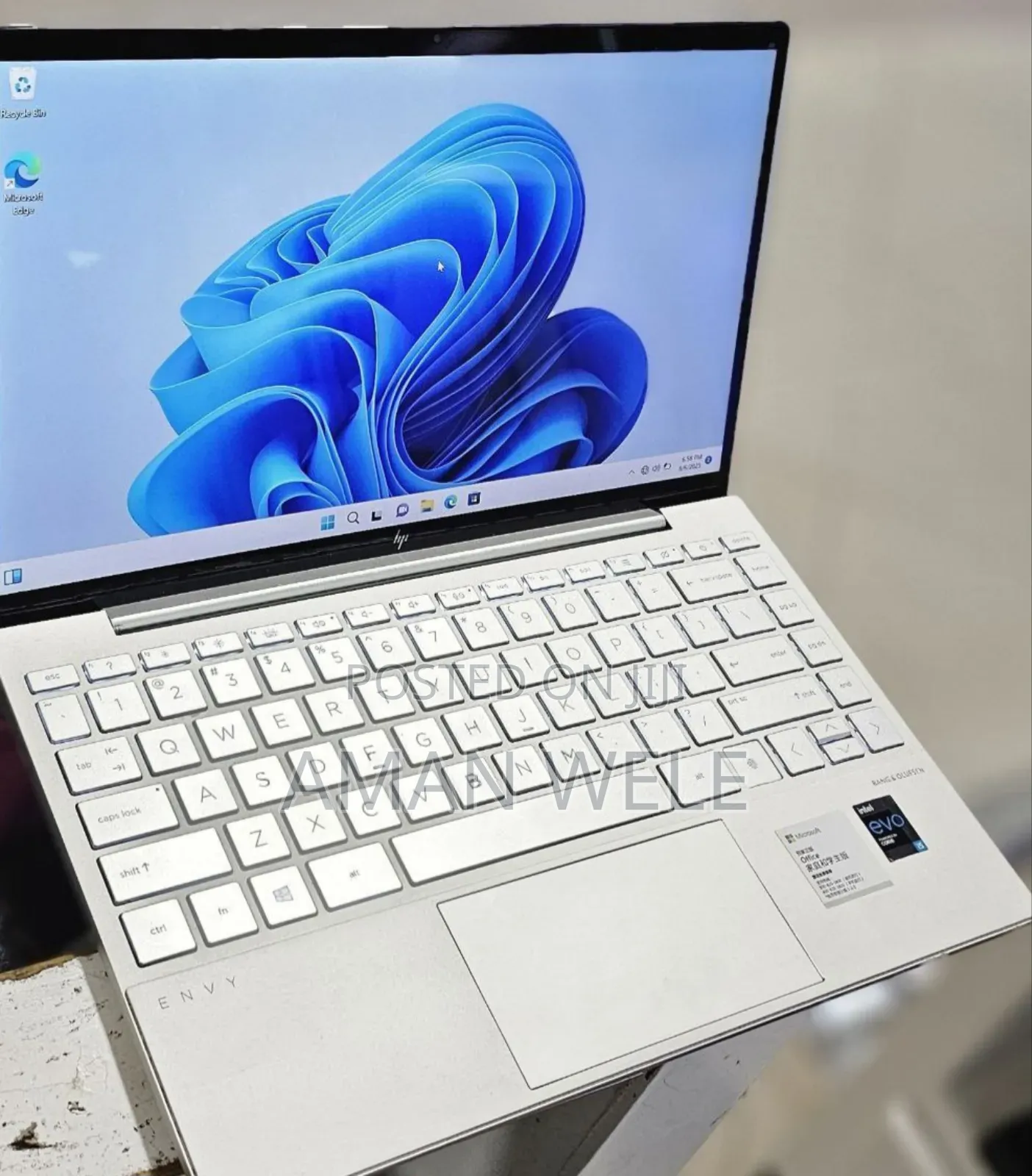 New Laptop HP Envy 13 16GB Intel Core I5 SSD 512GB