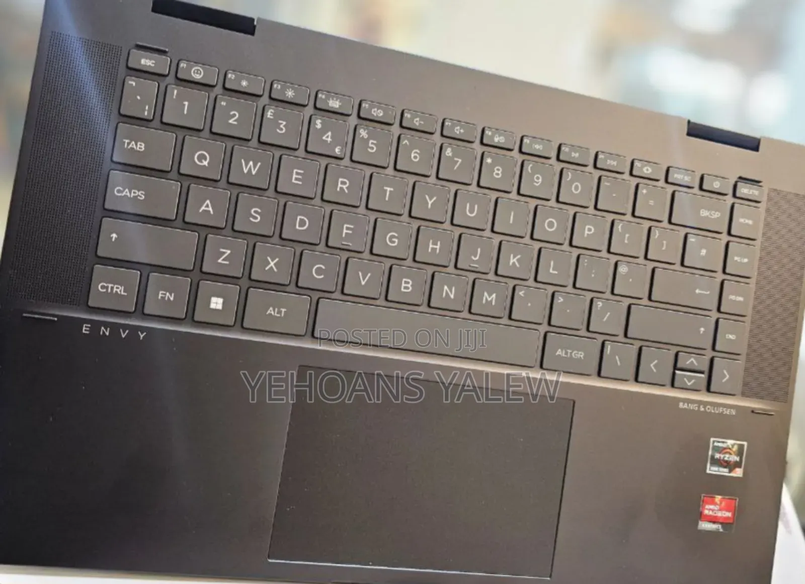 New Laptop HP Envy X360 8GB AMD Ryzen 5 SSD 256GB