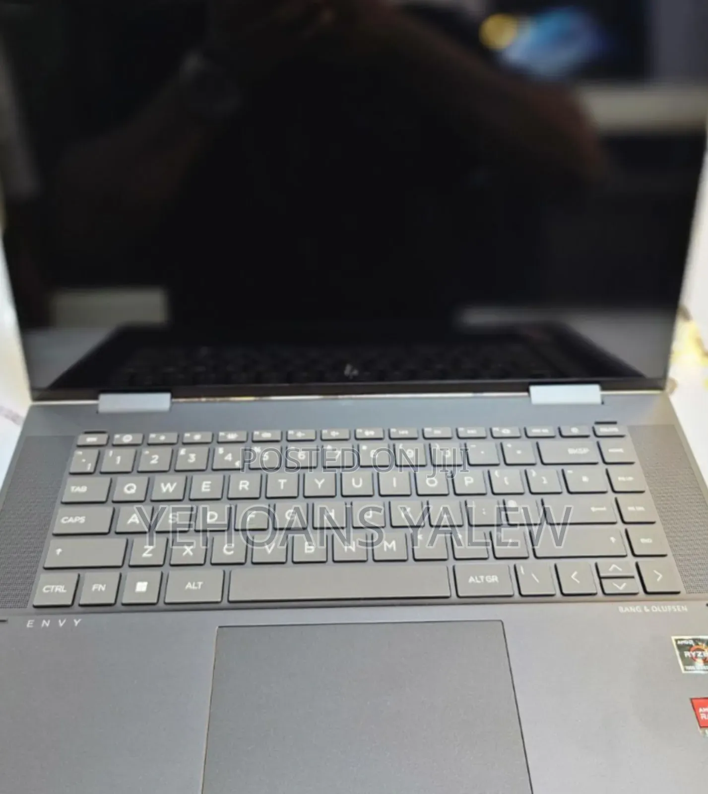 New Laptop HP Envy X360 8GB AMD Ryzen 5 SSD 256GB