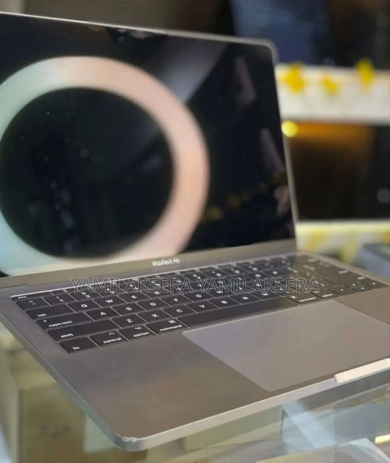 New Laptop Apple MacBook Pro 2017 8GB Intel Core i5 SSD 128GB