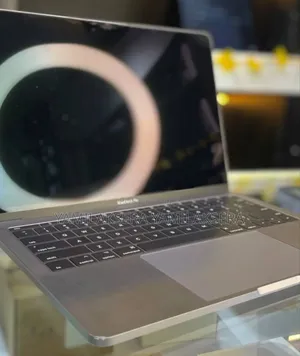 New Laptop Apple MacBook Pro 2017 8GB Intel Core i5 SSD 128GB