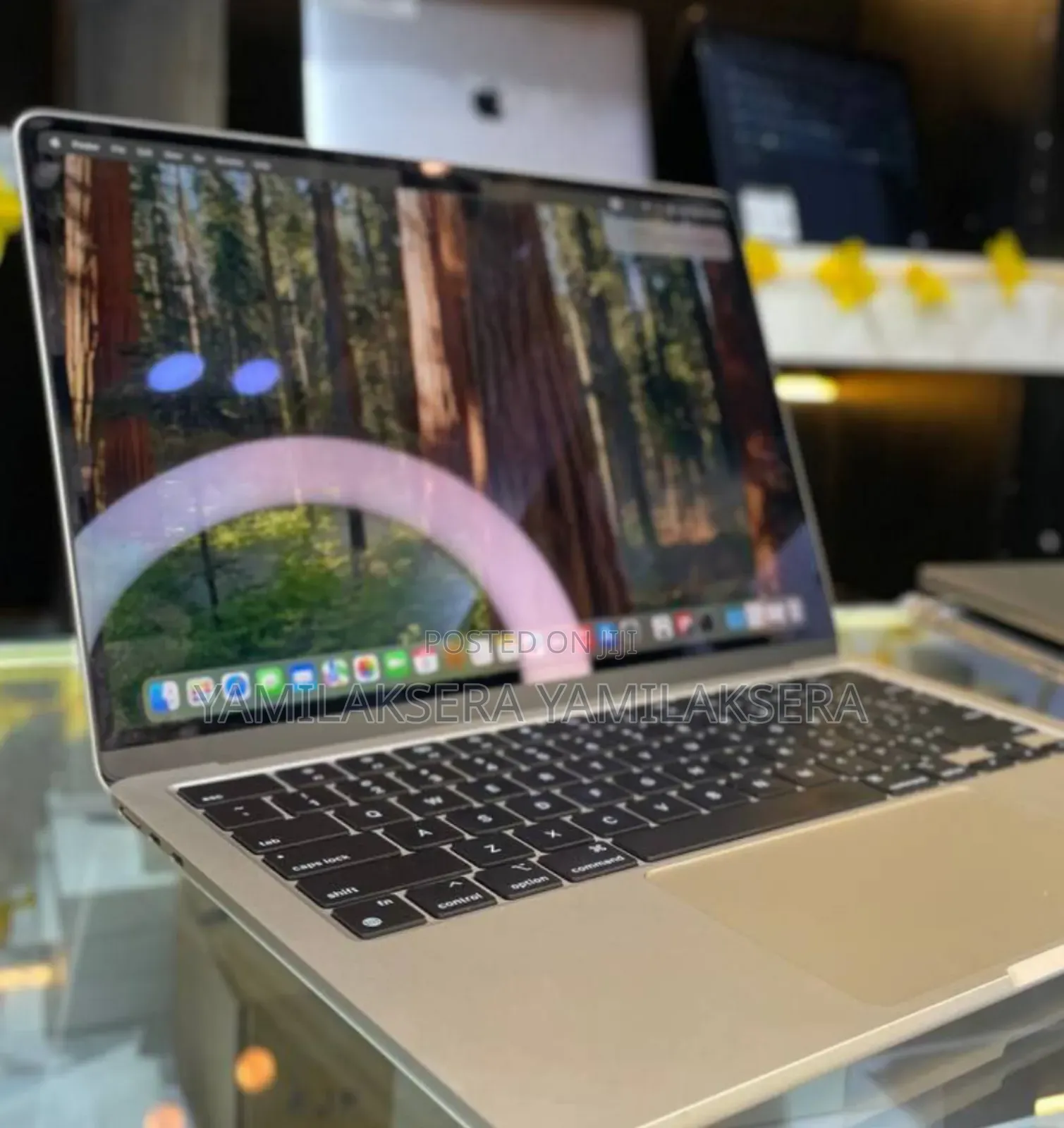 New Laptop Apple MacBook Air 2024 M3 13-inch 16GB Apple M3 SSD 512GB