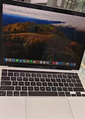 New Laptop Apple MacBook Pro M1 8GB Apple M1 Pro SSD 256GB