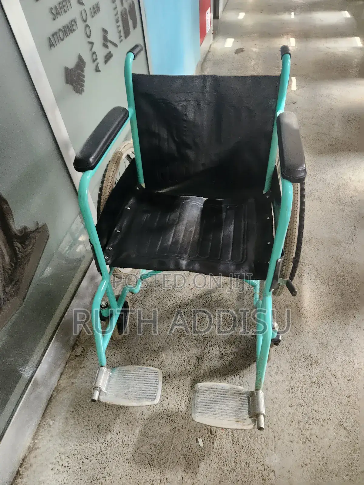 Foldable Used Wheelchair多求wheelchair坐在wheelchair症的wheelchair Medical