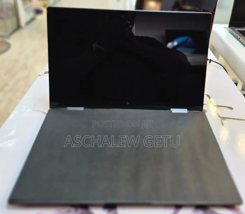 New Laptop HP Envy X360 8GB AMD Ryzen 5 SSD 256GB