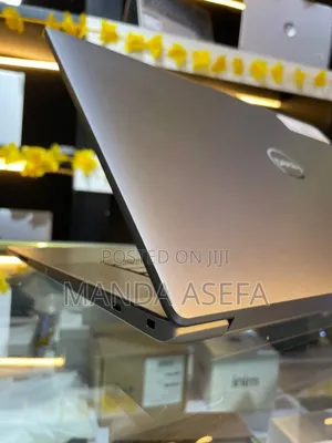 New Laptop Dell Precision 5690 32GB Intel Core Ultra 7 SSD 1T