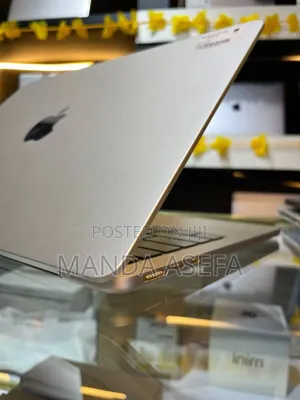 Photo - New Laptop Apple MacBook Air 16GB Apple M3 SSD 512GB