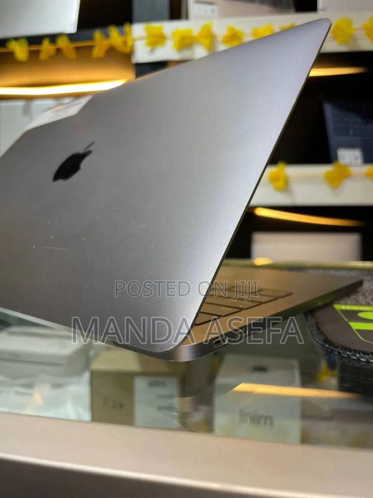 New Laptop Apple MacBook Pro 2017 8GB Intel Core I5 SSD 128GB