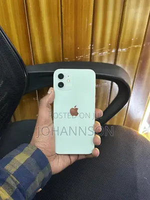 Photo - Apple iPhone 12 128 GB