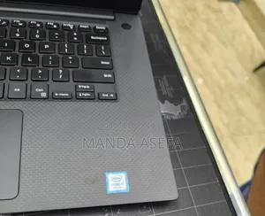 Photo - New Laptop Dell Precision 5540 32GB Intel Core i7 SSD 1T