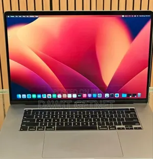 New Laptop Apple MacBook Pro 2019 16GB Intel Core I7 SSD 512GB