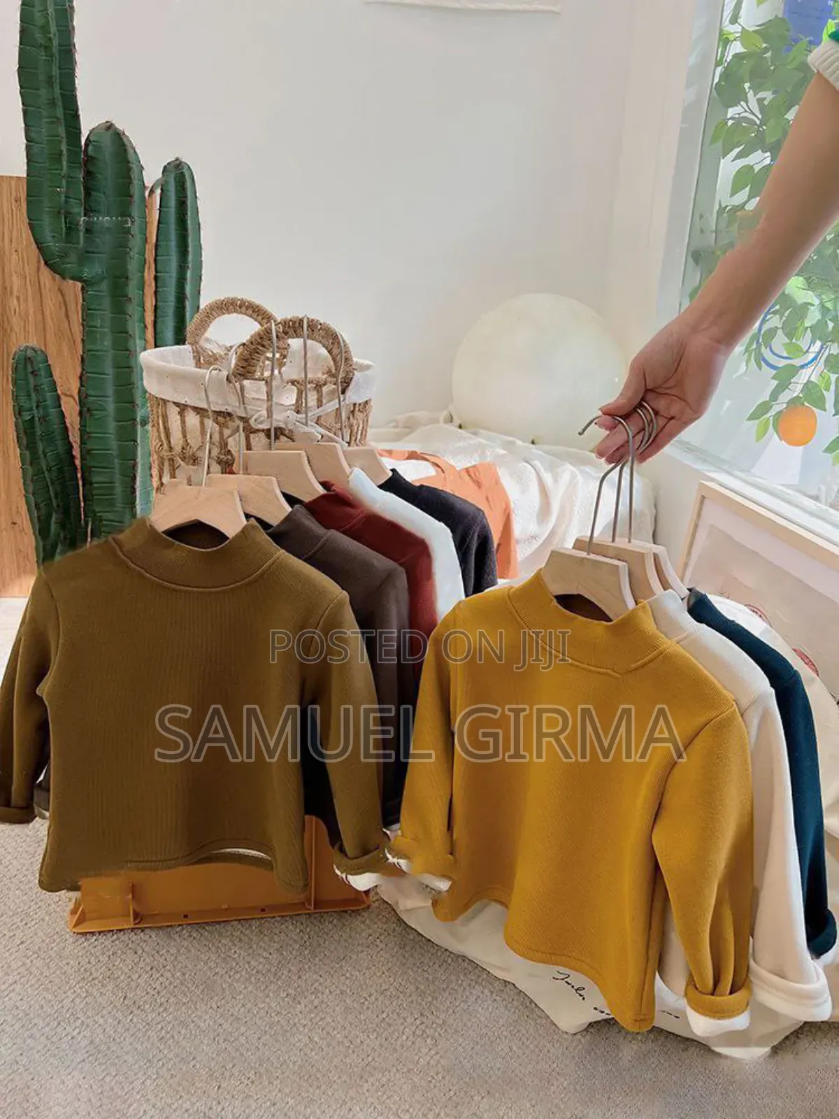 Mk- 0645 Unisex Velvet Plus Turtleneck Sweater Size: 1-7 Years