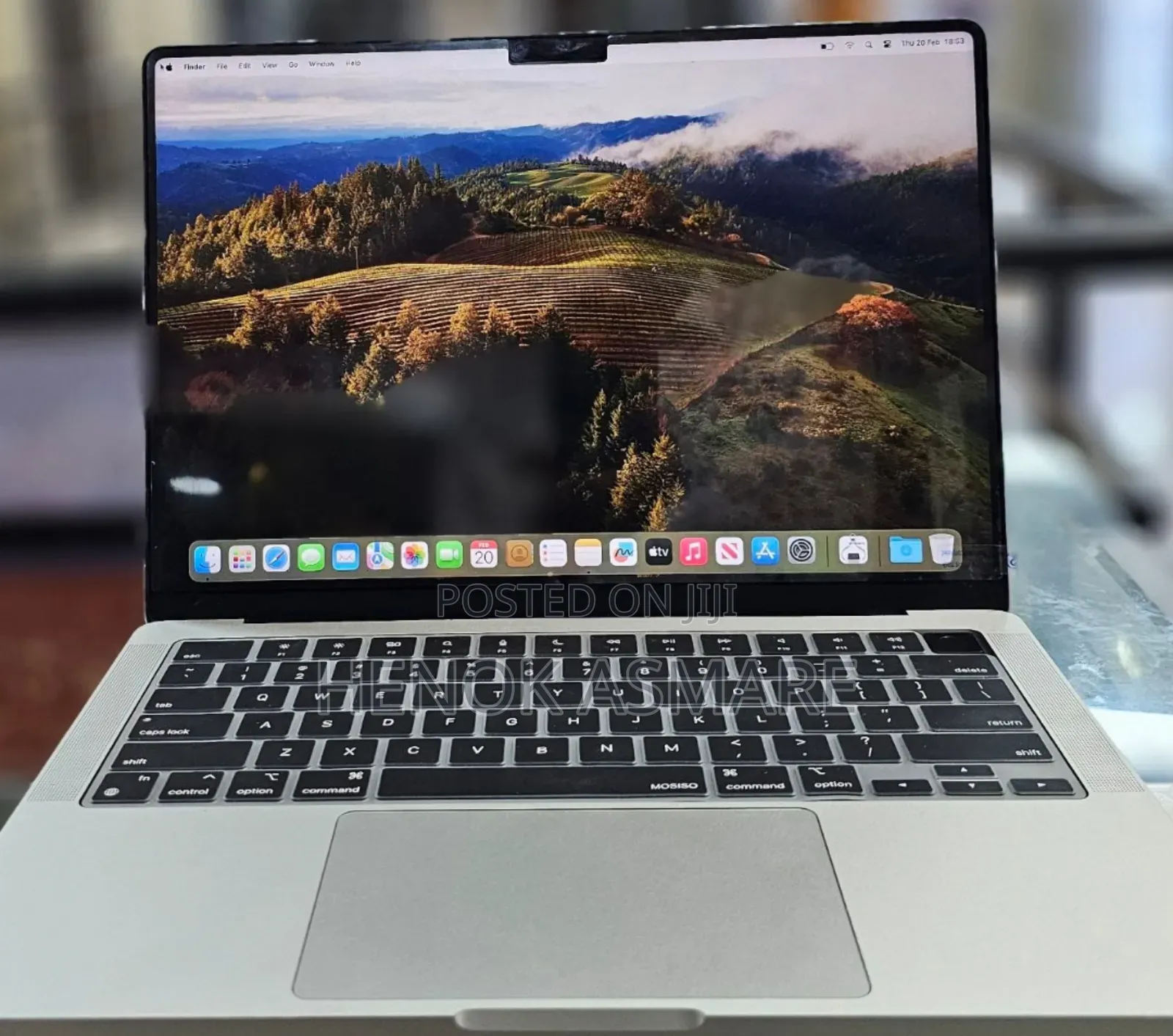 New Laptop Apple MacBook 8GB Apple M3 SSD 512GB