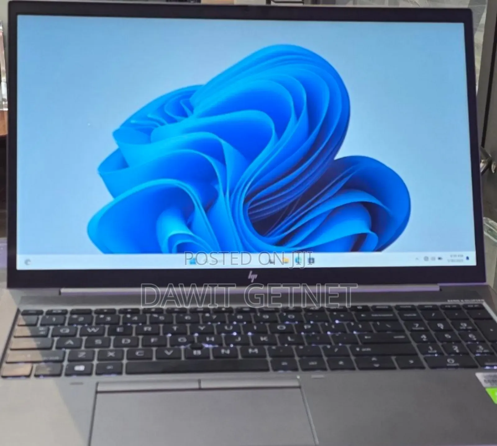 New Laptop HP ZBook Firefly 14 G7 32GB Intel Core I7 SSD 1T