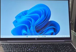 New Laptop HP ZBook Firefly 14 G7 32GB Intel Core I7 SSD 1T