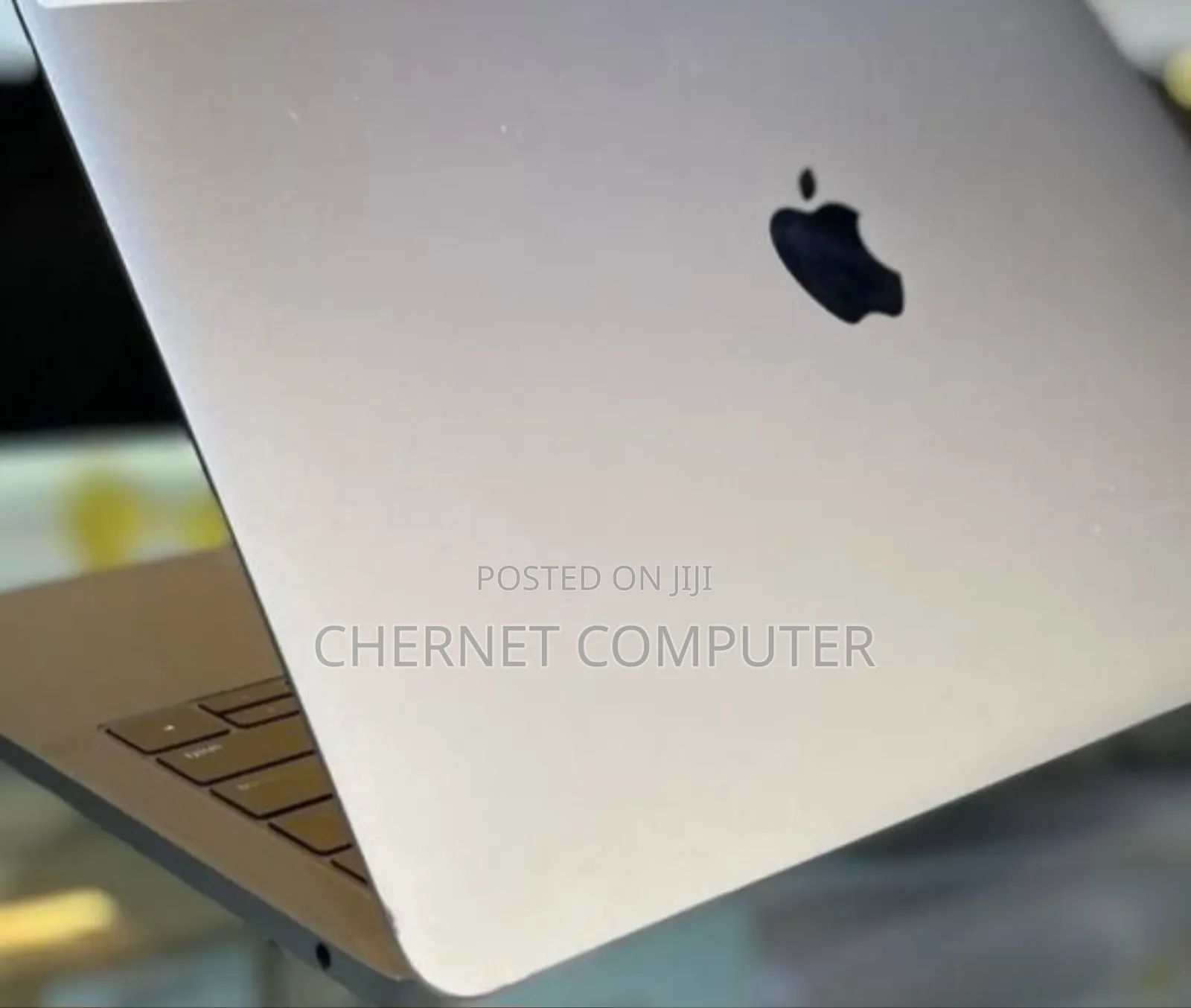 New Laptop Apple MacBook Pro 2017 8GB Intel Core I5 SSD 128GB