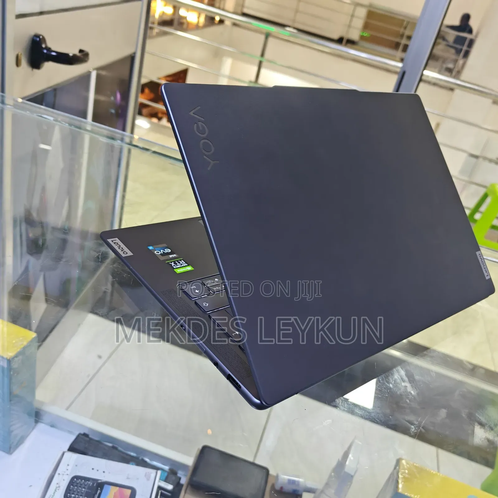 New Laptop Lenovo Yoga 7i 16GB Intel Core I7 SSD 1T