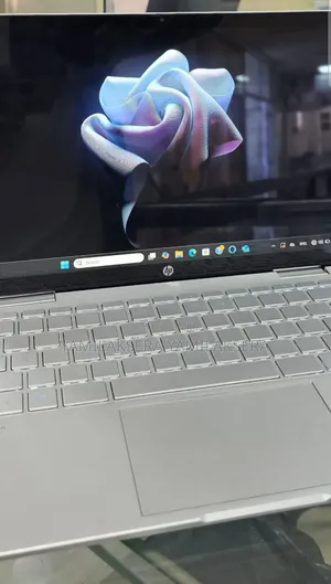 New Laptop HP Pavilion X360 8GB Intel Core I5 SSD 512GB