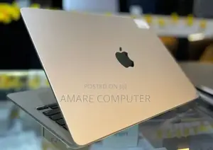 Photo - New Laptop Apple MacBook Air 2024 M3 13-Inch 16GB Apple M3 SSD 512GB