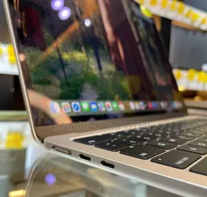 New Laptop Apple MacBook Air 2024 M3 13-Inch 16GB Apple M3 SSD 512GB