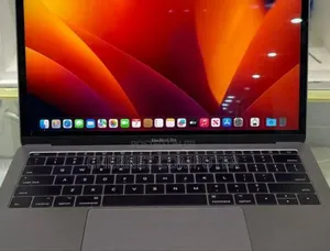 Photo - New Laptop Apple MacBook Pro 2017 16GB Intel Core I5 SSD 512GB