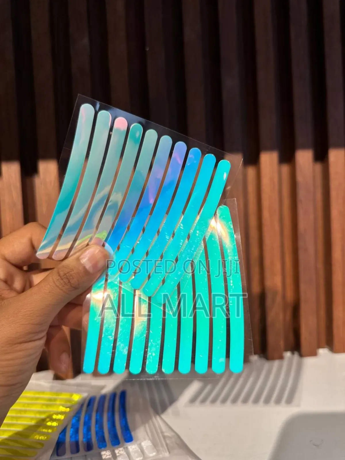 የመኪና ቸርኬ ስቲከር -