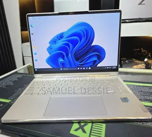 Photo - New Laptop Lenovo Yoga 9i 16GB Intel Core I7 SSD 1T