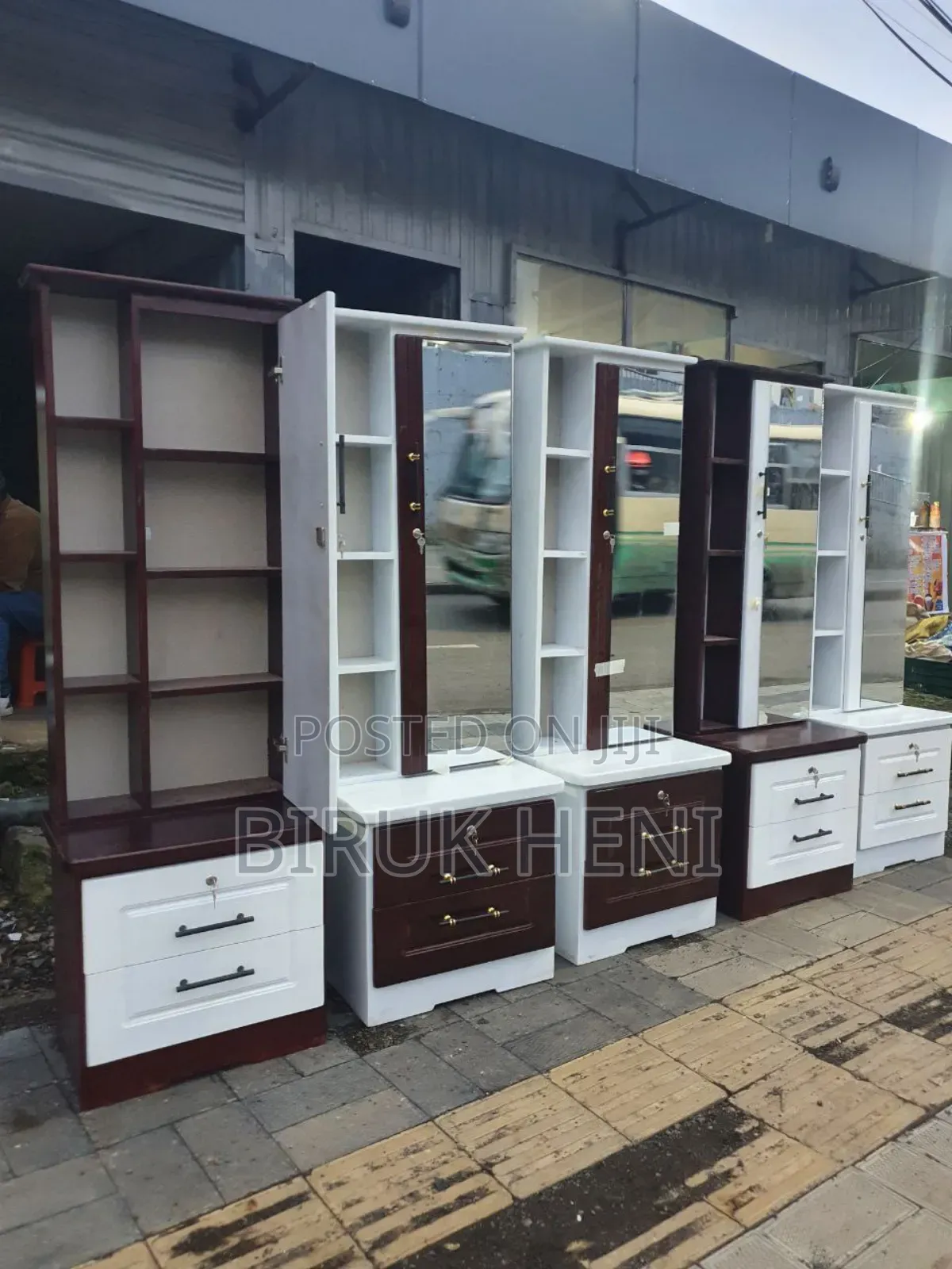 Dressing Table/ድሬሲንግ