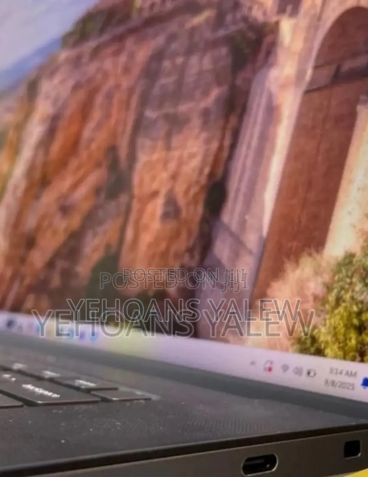 New Laptop Dell Precision 5690 32GB Intel Core Ultra 7 SSD 1T