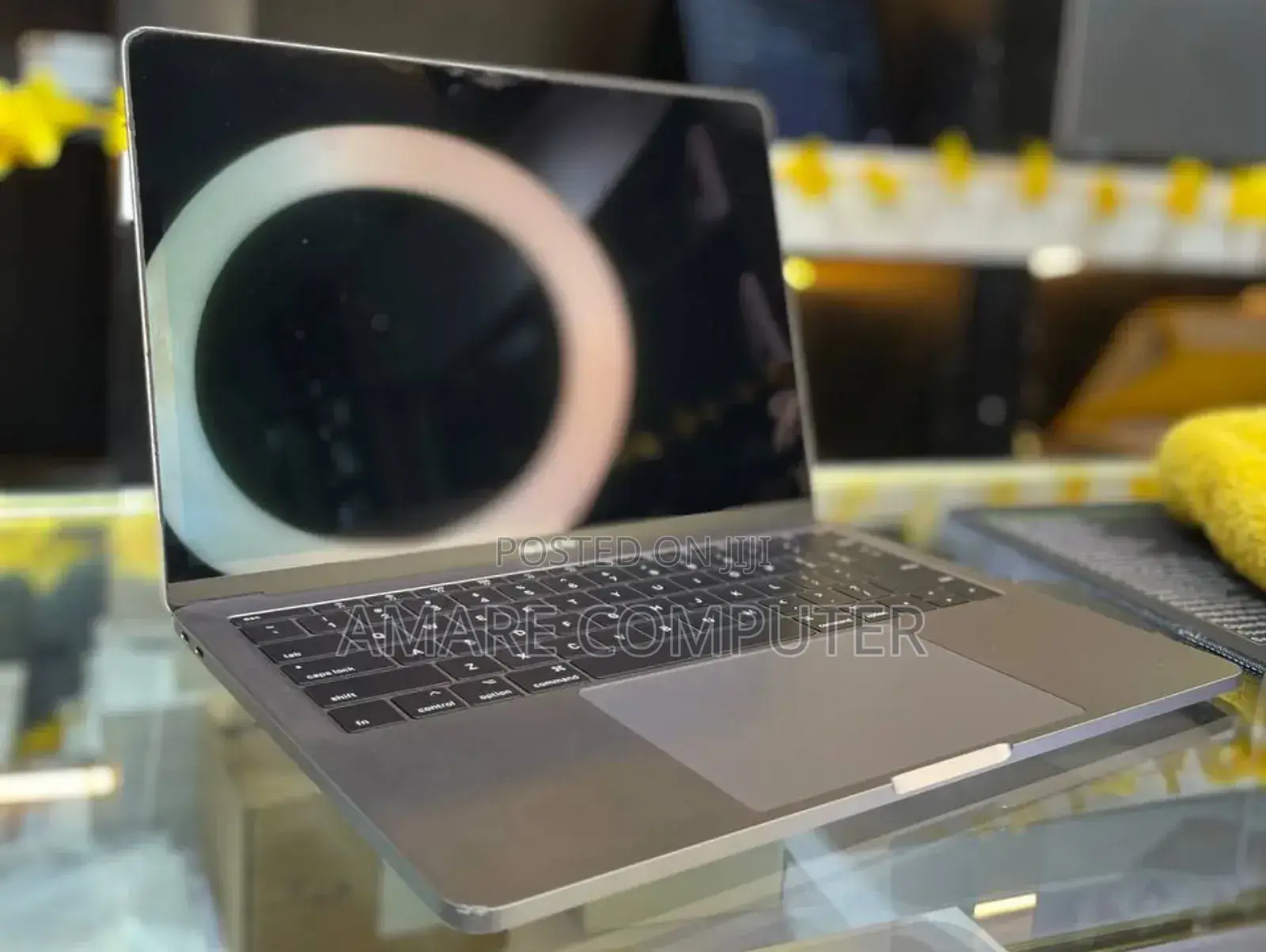 New Laptop Apple MacBook Pro 2017 8GB Intel Core I5 SSD 128GB