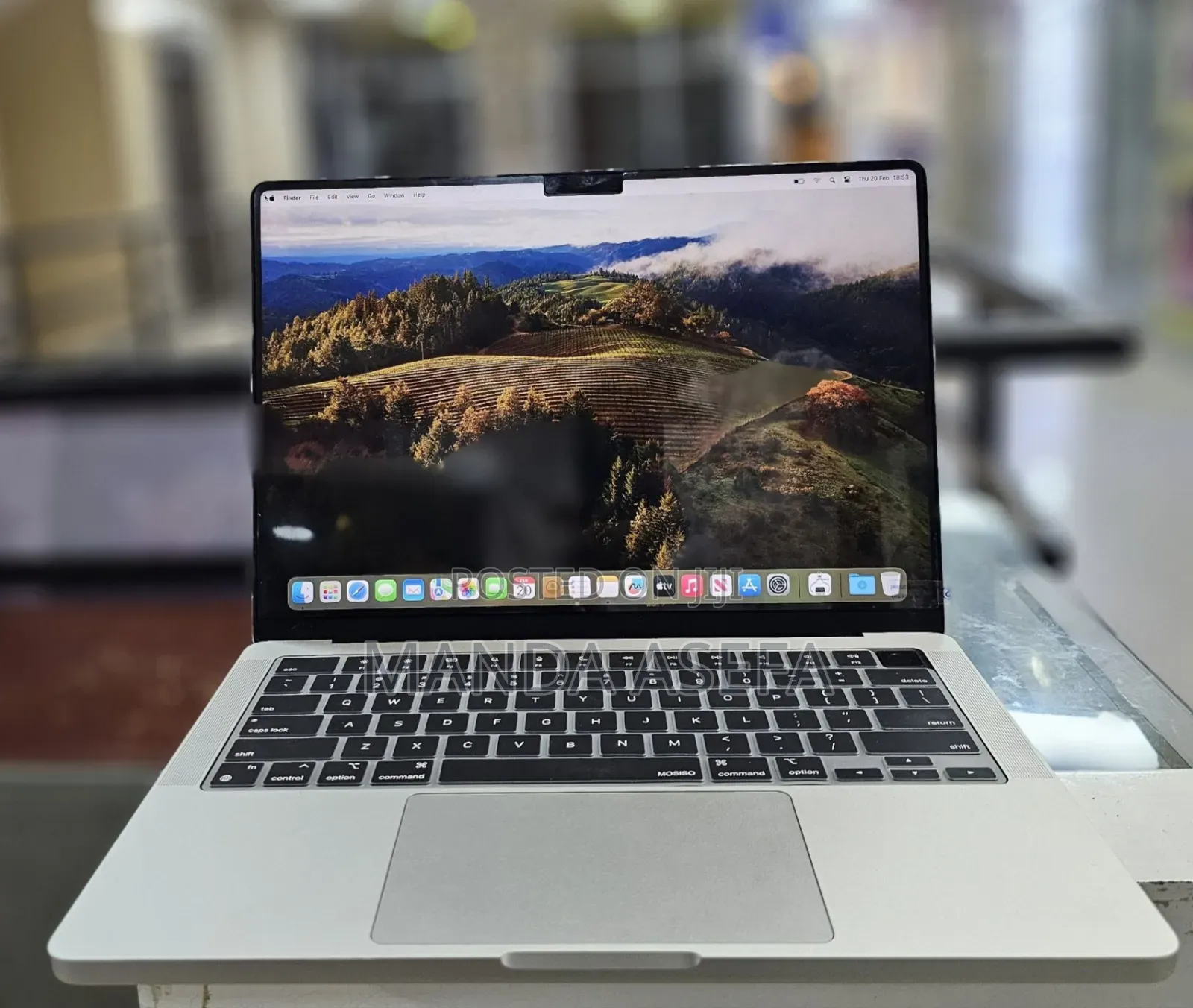 New Laptop Apple MacBook Pro 8GB Apple M3 SSD 512GB