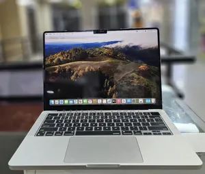 Photo - New Laptop Apple MacBook Pro 8GB Apple M3 SSD 512GB