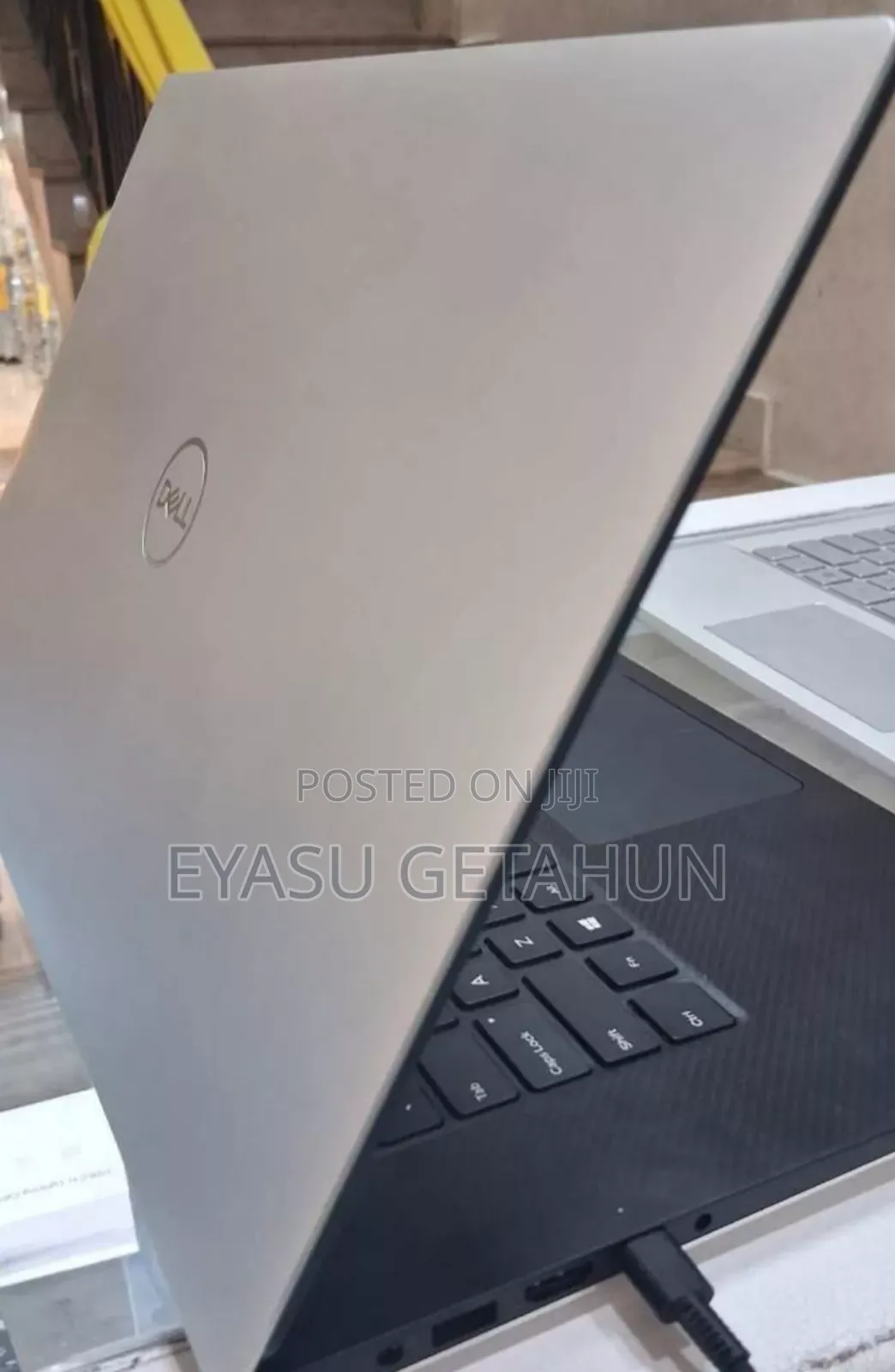 New Laptop Dell Precision 3561 16GB Intel Core I7 SSD 512GB