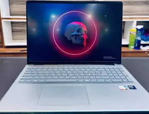 New Laptop Dell Inspiron 15 16GB Intel Core Ultra 7 SSD 1T