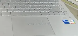 New Laptop HP Pavilion X360 8GB Intel Core I5 SSD 512GB