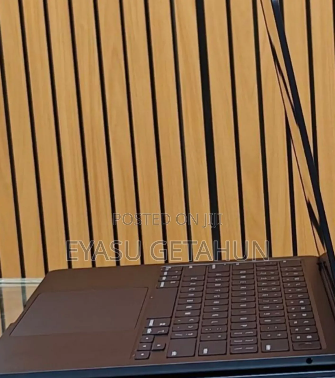 New Laptop Apple MacBook Air 2025 M4 13-Inch 16GB Apple M4 SSD 256GB