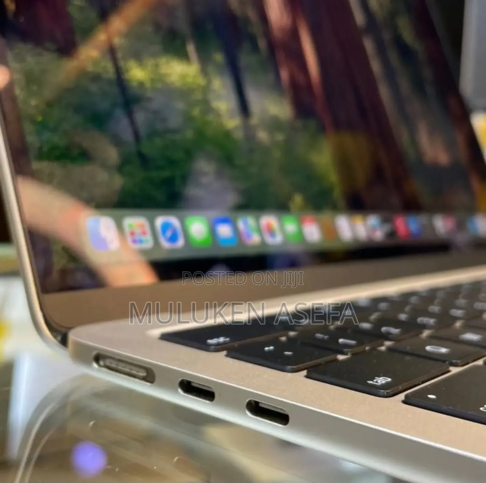 New Apple MacBook Air 2024 M3 13-Inch 16GB Apple M4 SSHD (Hybrid) 512GB