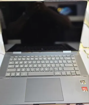 New Laptop HP Envy 13 8GB AMD Ryzen 5 SSD 256GB
