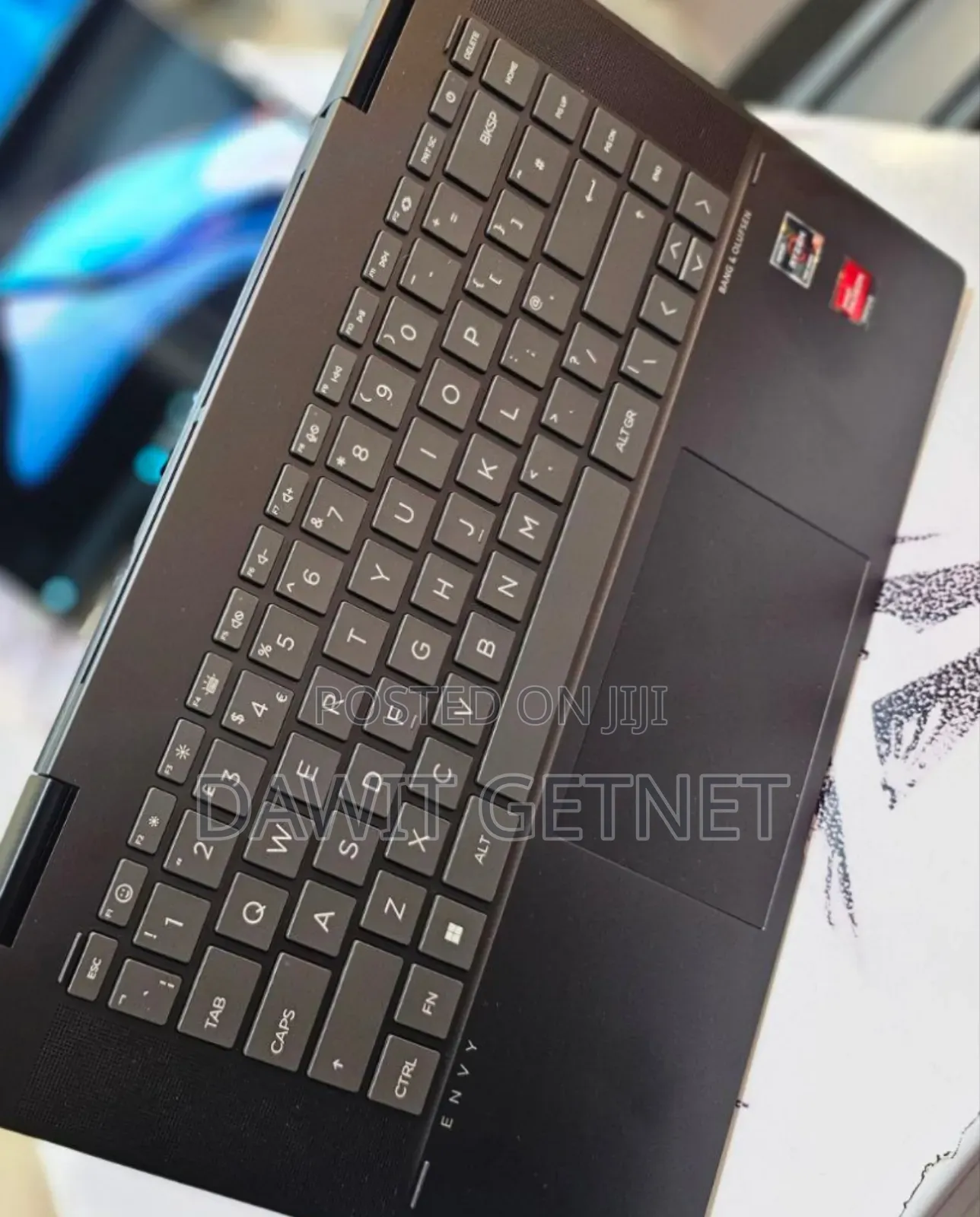 New Laptop HP Envy X360 8GB AMD Ryzen 5 SSD 256GB