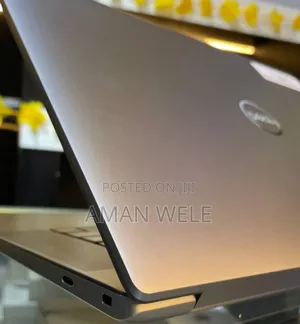 New Laptop Dell Precision 5690 32GB Intel Core Ultra 7 SSD 1T