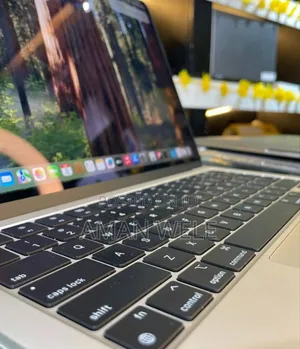 New Laptop Apple MacBook Air 16GB Intel SSD 512GB