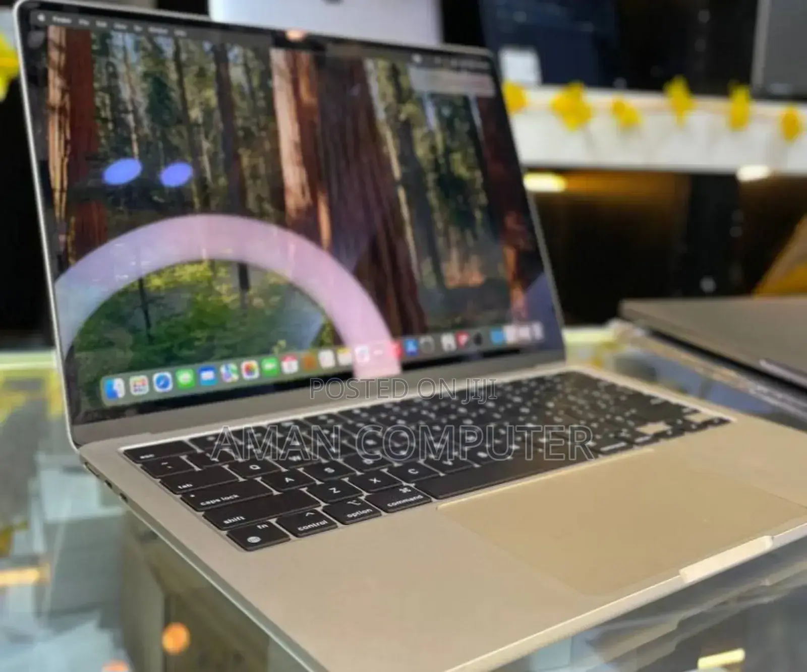 New Laptop Apple MacBook 2017 8GB Intel Core I5 SSD 128GB