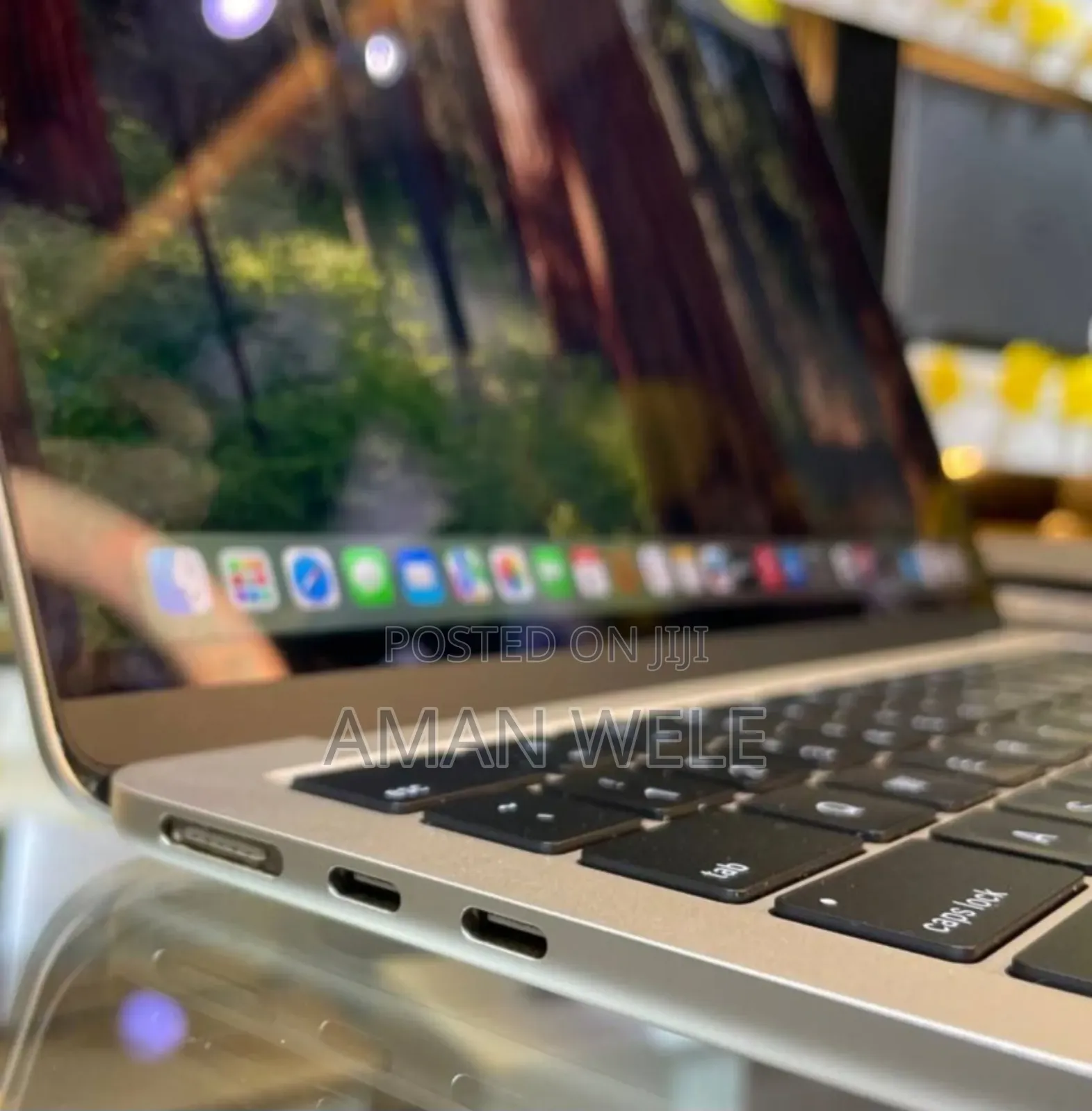 New Laptop Apple MacBook 2017 8GB Intel Core I5 SSD 128GB