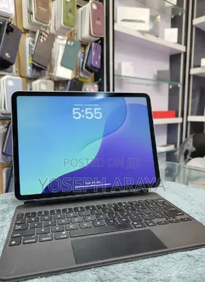 New Apple iPad Pro 12.9 (2022) 256 GB Silver