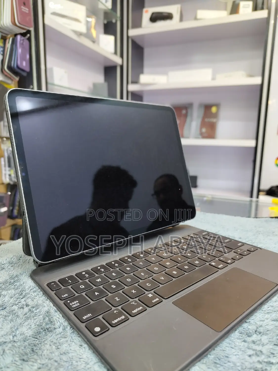 New Apple iPad Pro 12.9 (2022) 256 GB Silver