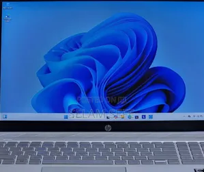 New Laptop HP Pavilion 15 8GB Intel Core I5 SSD 1T