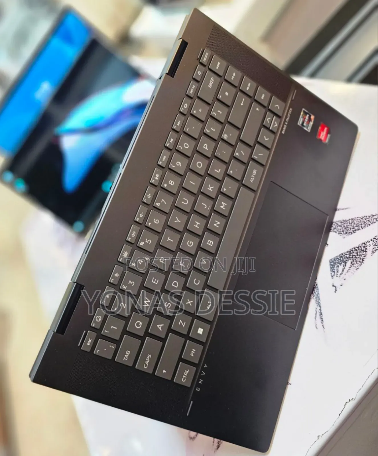 New Laptop HP Envy X360 8GB AMD Ryzen 5 SSD 256GB